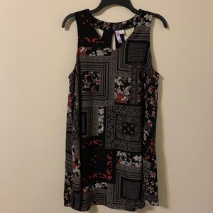 ALYA Dress, size Medium